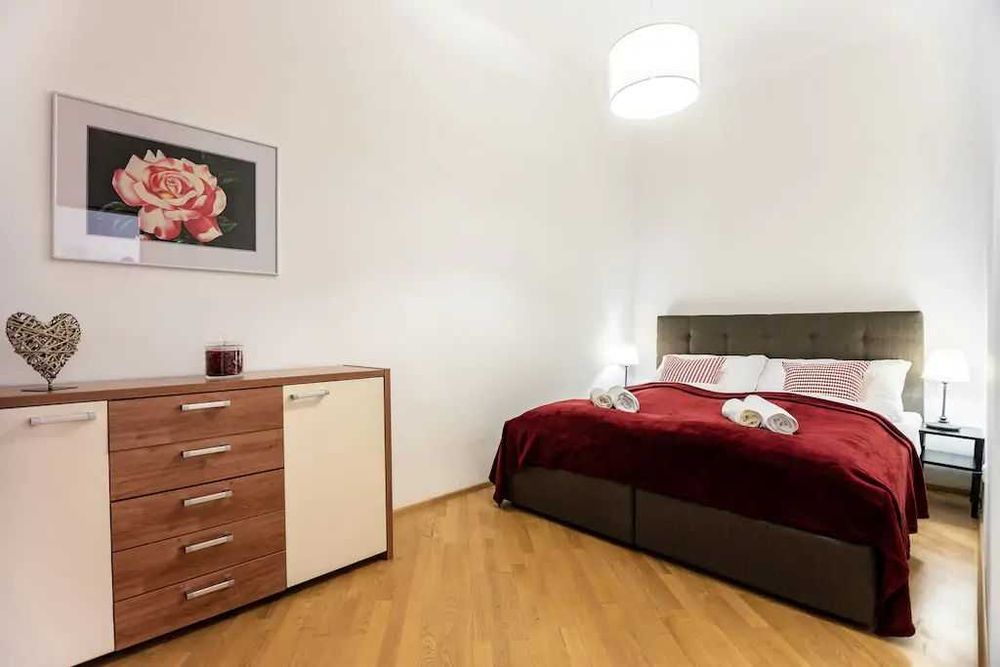 2-комнатная просторная квартира рядом с Атакентом и ТРЦ Мега