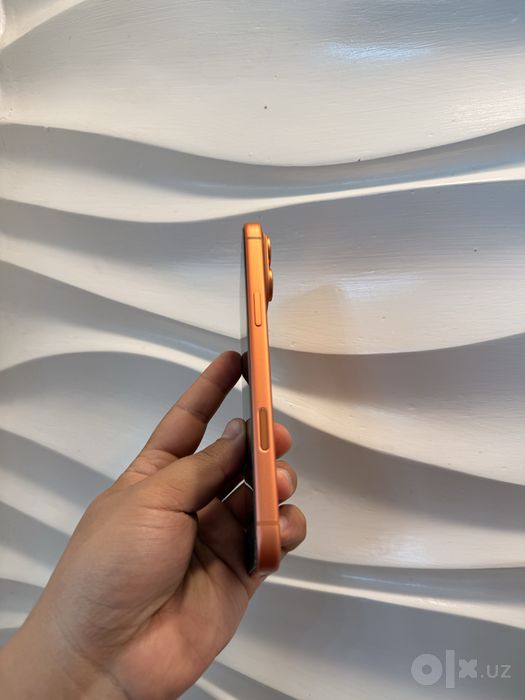Iphone 17pro max Orange