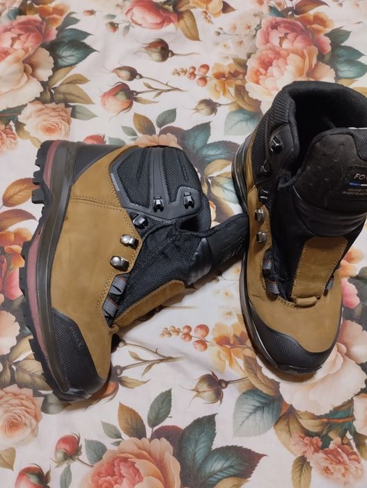 Туристически обувки FORCLAS .