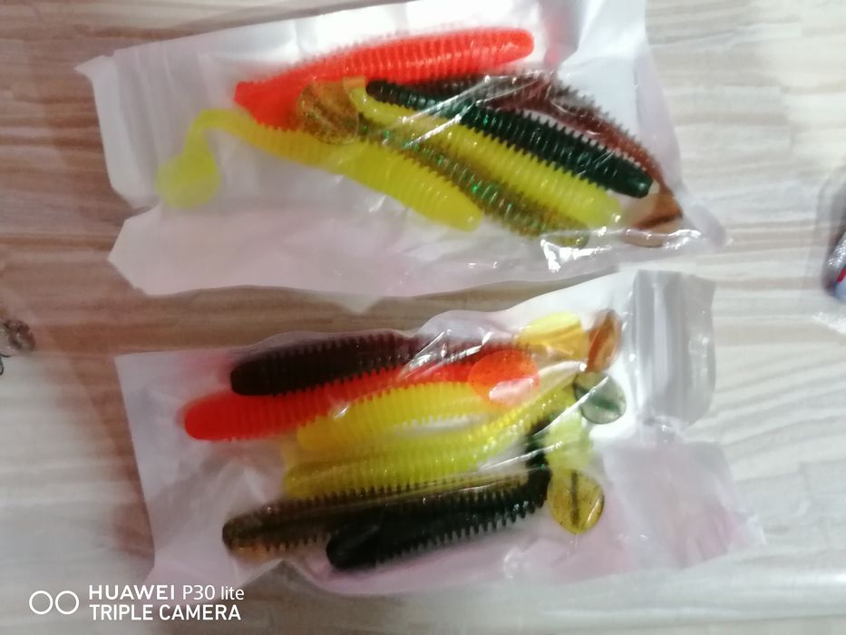 Vând trusa cu jiguri