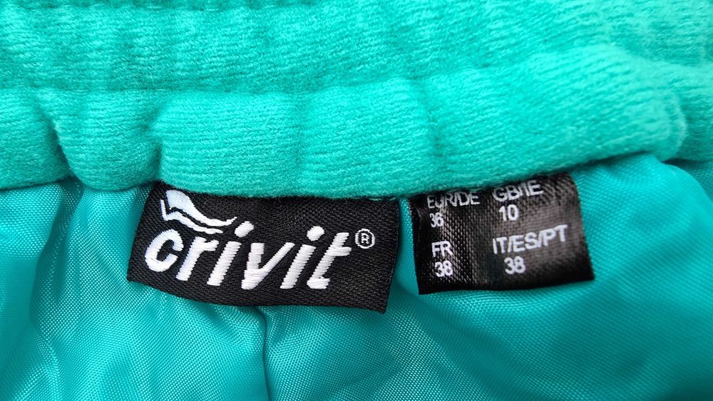 Дамски ски екип 686 ACC и Crivit размер М