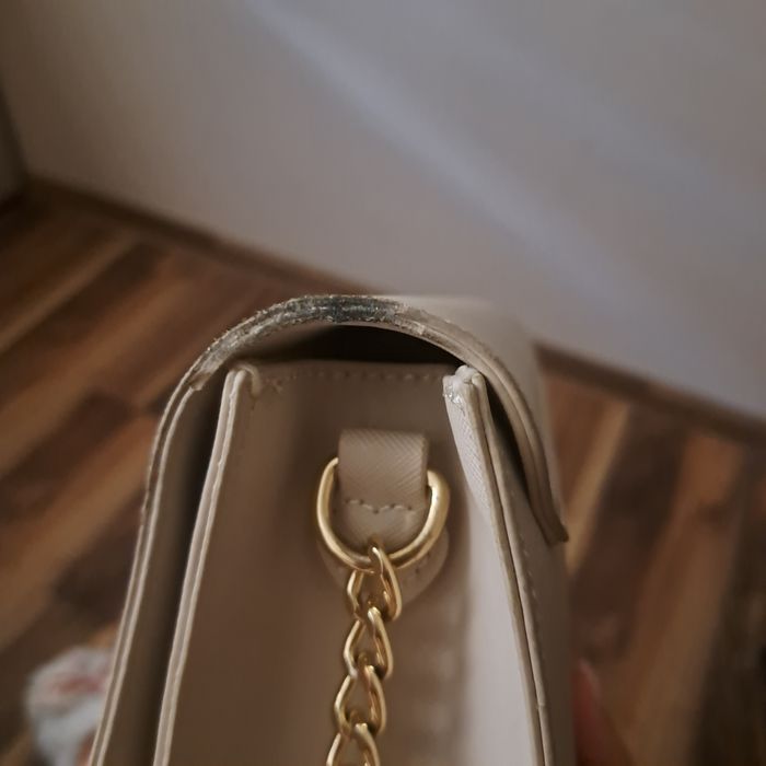 Дамска бежаво чанта Love Moshino