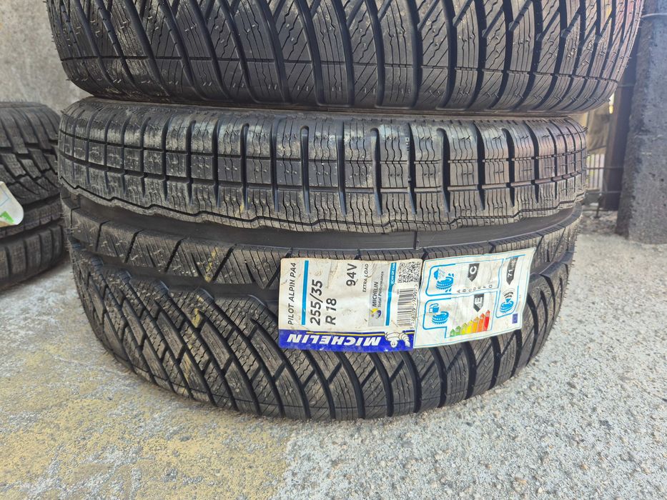 2 Anvelope M+S IARNA - 255/35/18 - Michelin Pilot Alpin PA4 - NOU - DOT 2020 !
