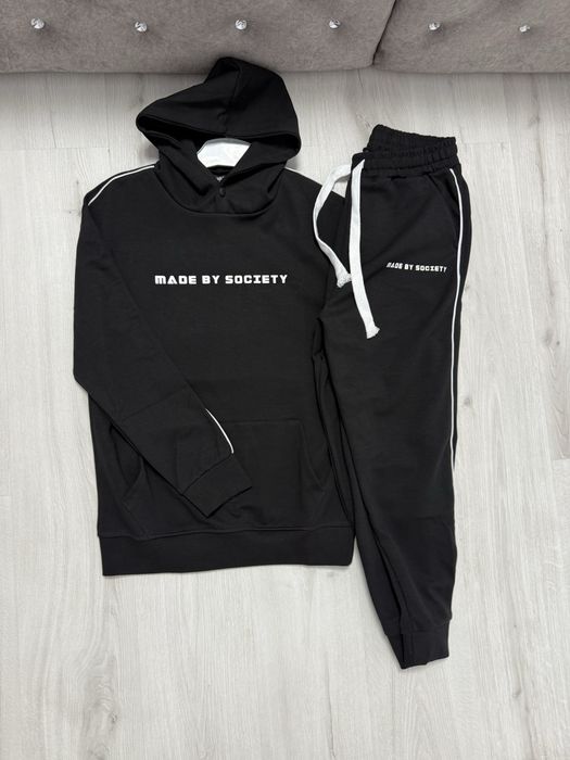 Trening made by society