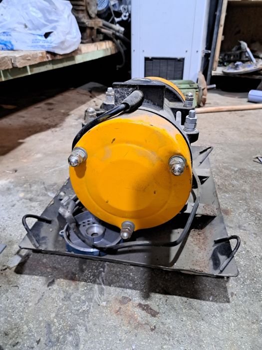 Продам вибро плиту