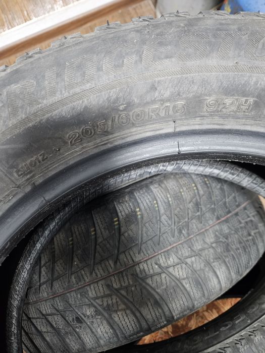 Anvelope Iarna 205/60/R16 Bridgestone
