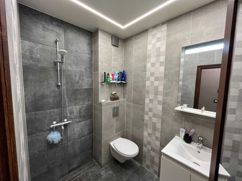 Продава се Двустаен апартамент в София, Разсадника - 74 кв.м за 1757 €/кв.м - Снимка #4