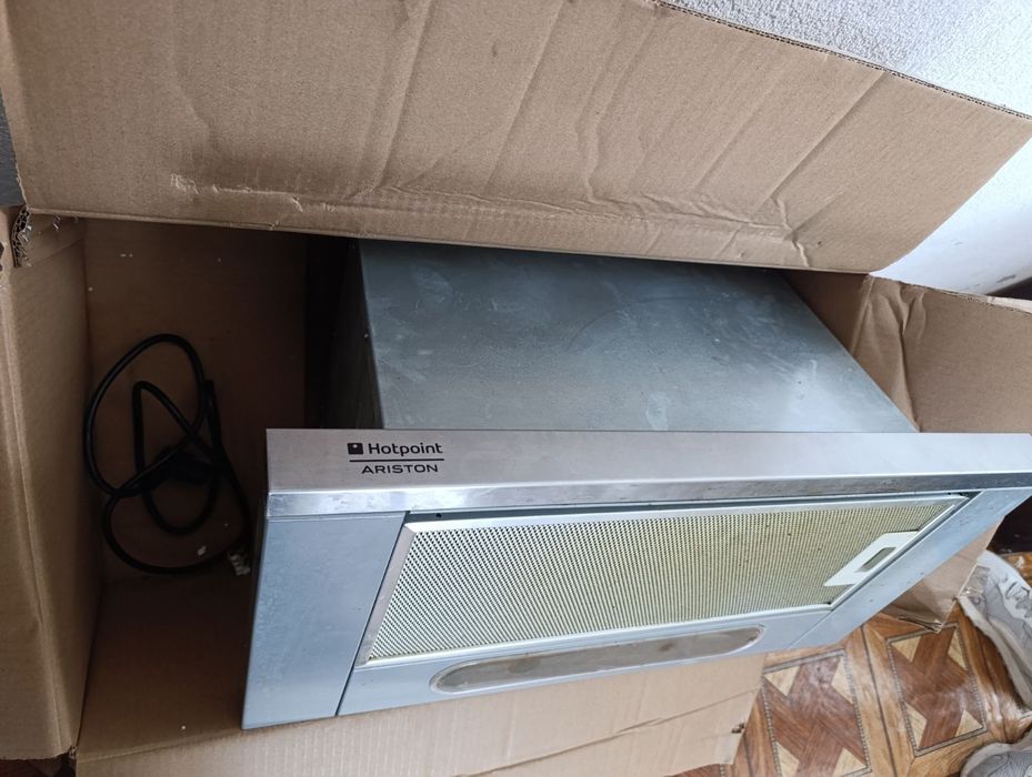 Аспиратор Hotpoint Ariston