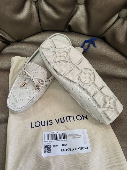 Чехли Louis Vuitton налични