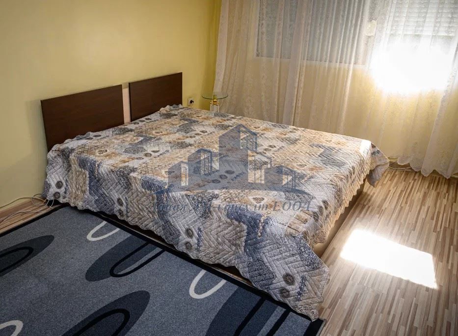 Продава се Двустаен апартамент в Шумен, Тракия - 58 кв.м за 1552 €/кв.м - Снимка #2