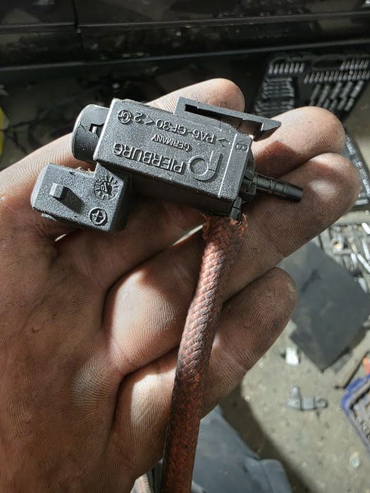 Вакуум клапани пирбург на турбо за BMW F10 f11 2.0d 2.5d 3.0d