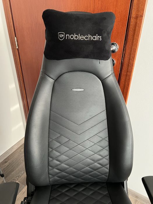 Стол noblechairs еко кожа черен
