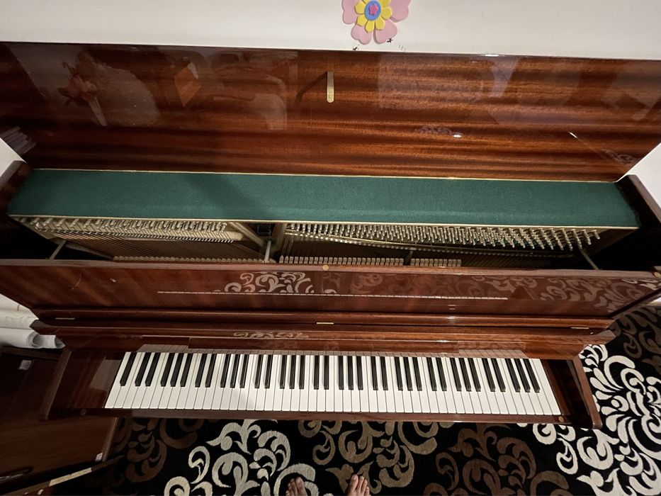 Немецкое пианино ZIMMERMANN в идеальном состоянии