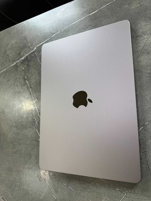 Mac book air M2 Space grey