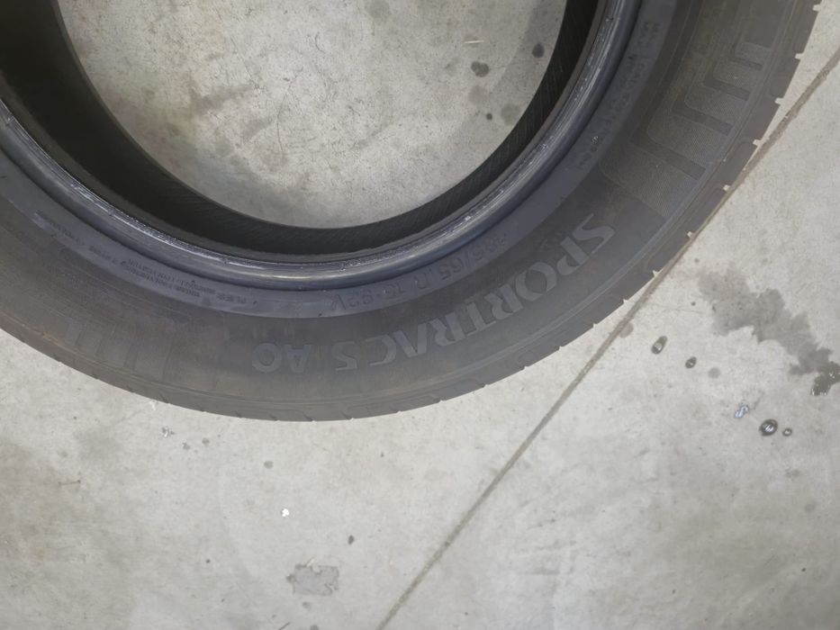 2 anvelope vara Vredestein 185 65 15 aproape noi