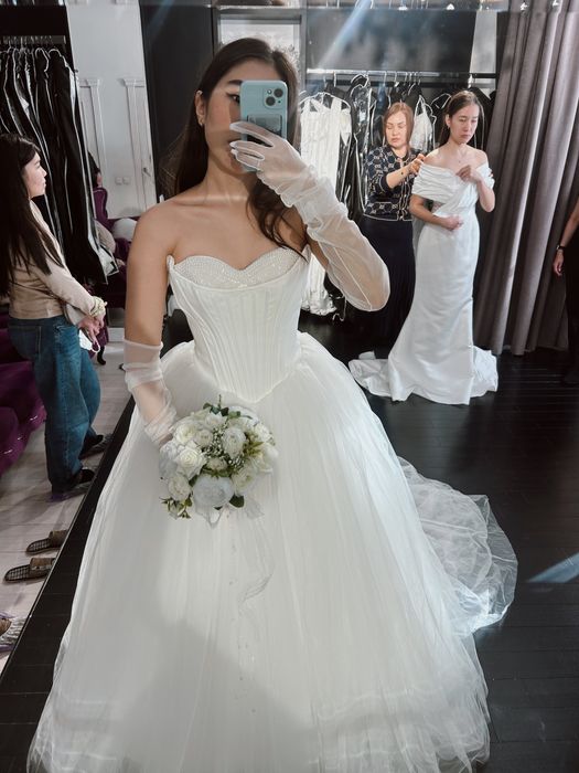 Свадбное платье с красивым корсетом