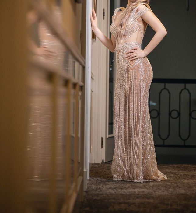 Бална рокля на Pembe Kenan