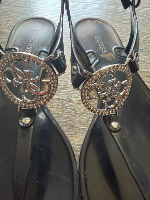 Сандали Guess 38 номер