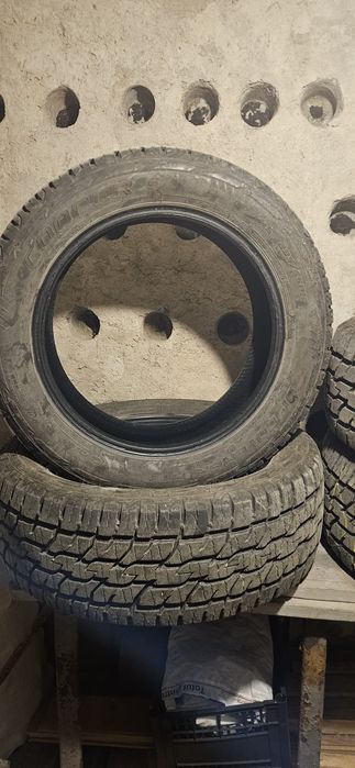 Vând 4 buc anvelope Cooper 235/55 R18
