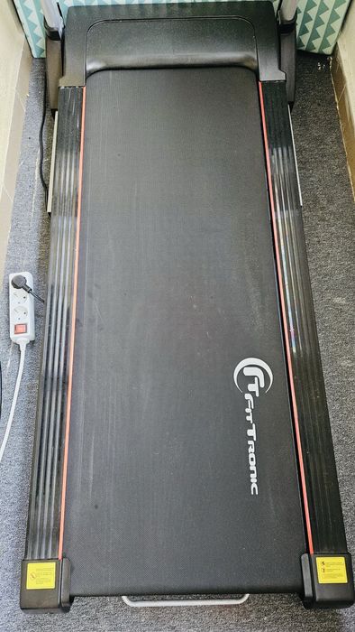 Vand URGENT!Banda alergat electrica FitTronic J2000