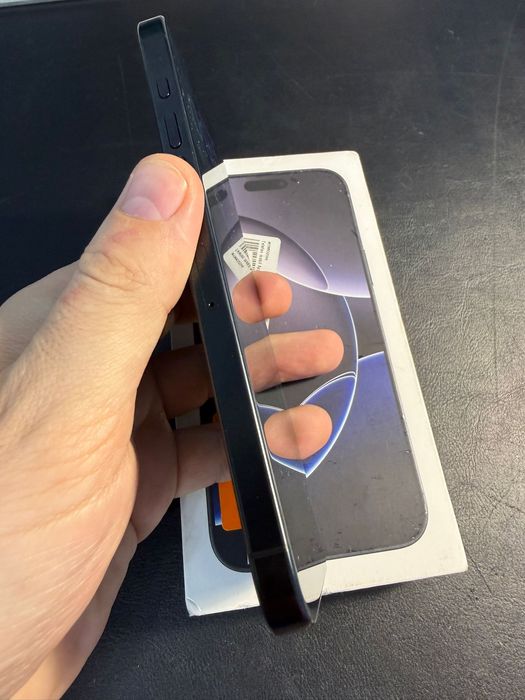 iPhone 16 Pro Max Black 256GB 100% baterie