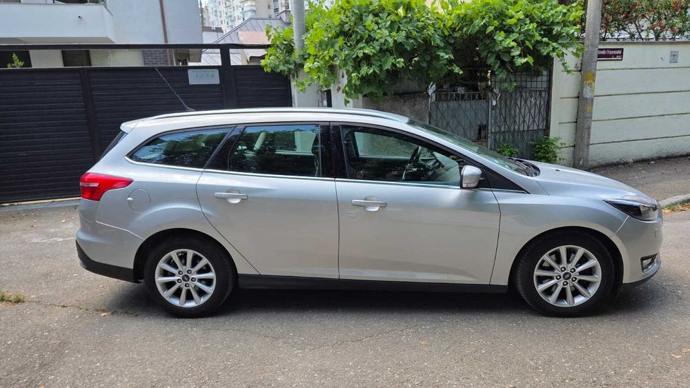 FORD Focus 2016 — imagine 4