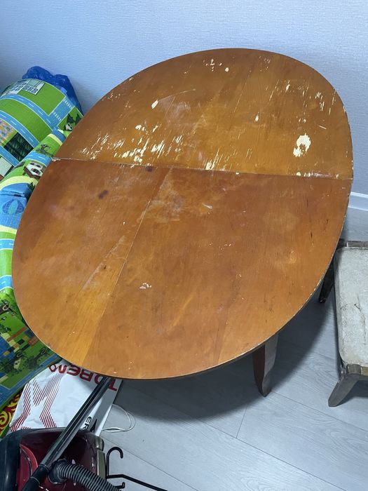 Продам раздвижной стол ( без удлинителя)