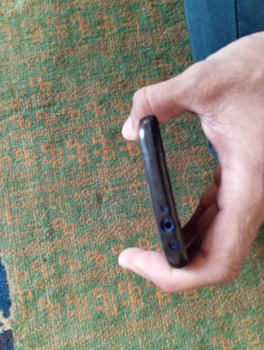 Redmi 7 xolati ideal,500ming sum