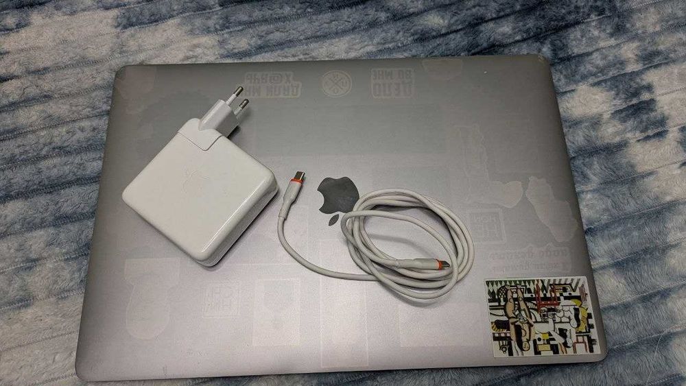 Apple Macbook Pro 2019, 16 дюймов