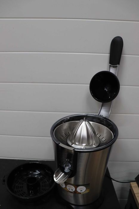 Сокоизстисквачка за цитруси, цитруспреса Princess, сребриста