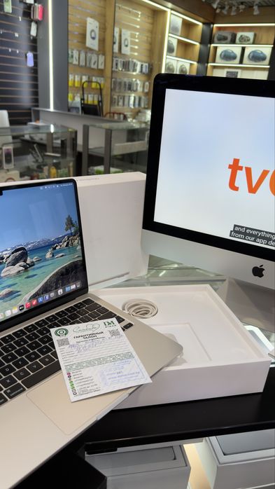 MacBook Air M5 16/512GB Star