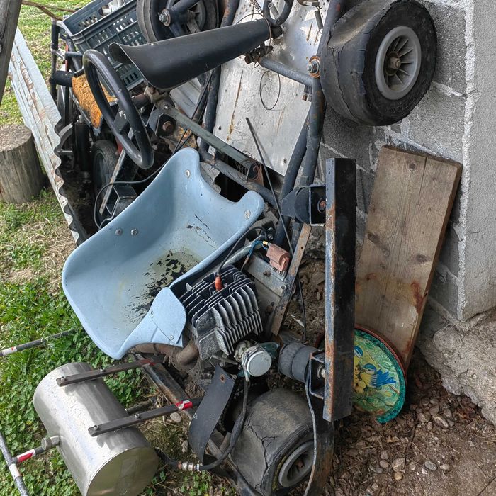 Vand sau schimb kart