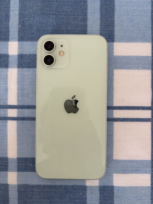Продам Iphone 12 64gb