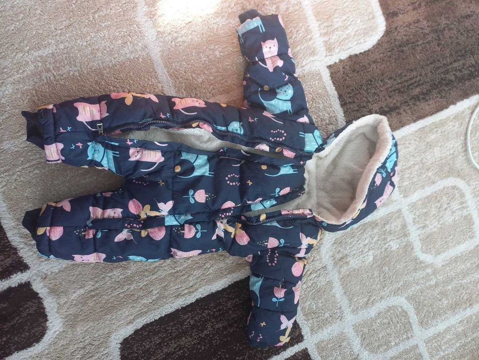 2 Комбинезона в отличном состояние до 2 лет