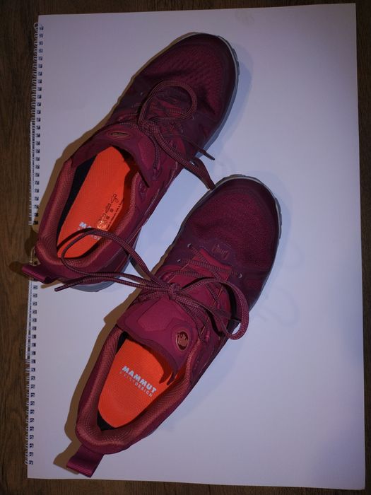 Туристически дамски маратонки Mammut