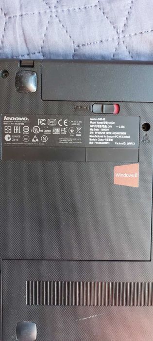 Продавам лап топ LENOVO G 50-30 много запазен