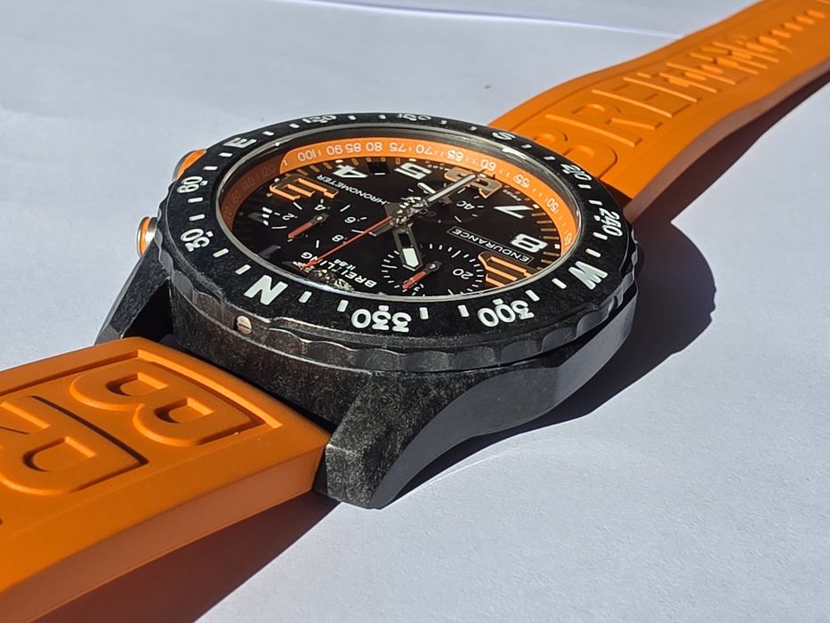 Breitling Endurance Pro 44мм