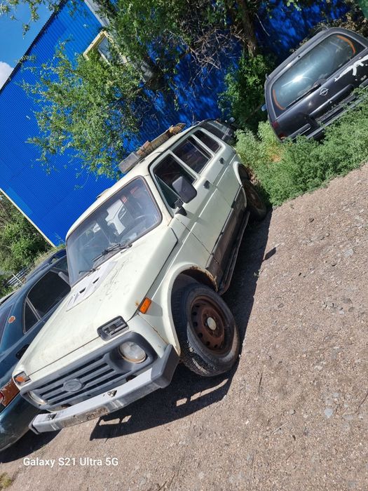 Продам Лада Нива по запчастям