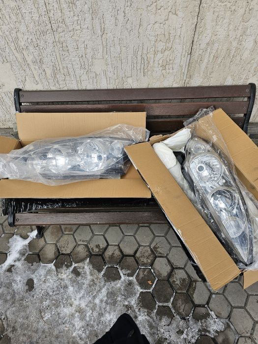 Продам фары камри 35 араб