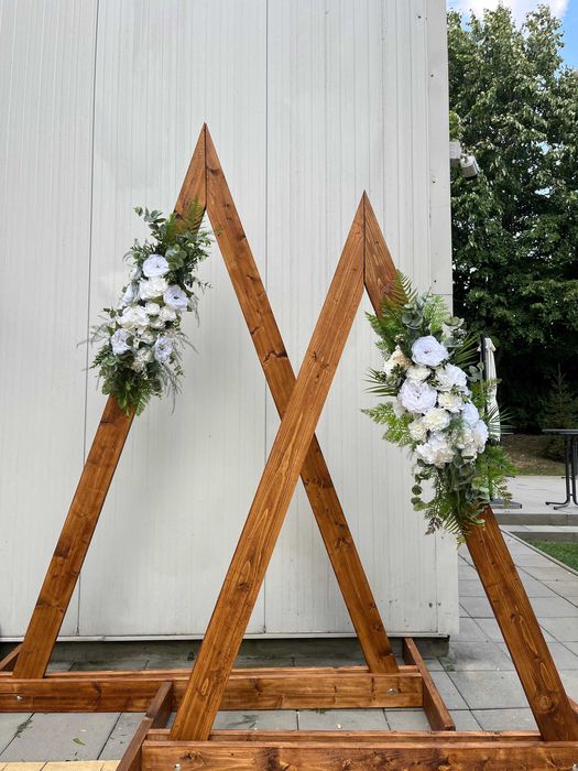 Decor din lemn pentru evenimente