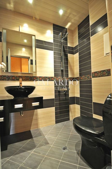 Дава се под наем Тристаен апартамент в София, Център - 89 кв.м за 700 € - Снимка #10