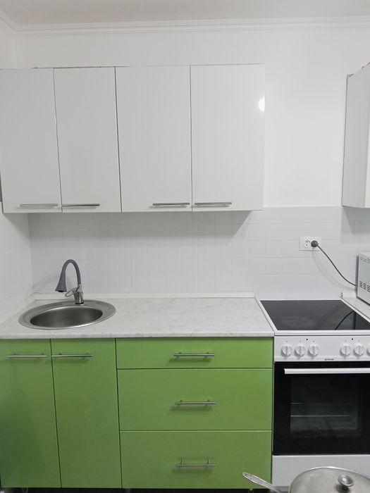 Продается кухонный гарнитур