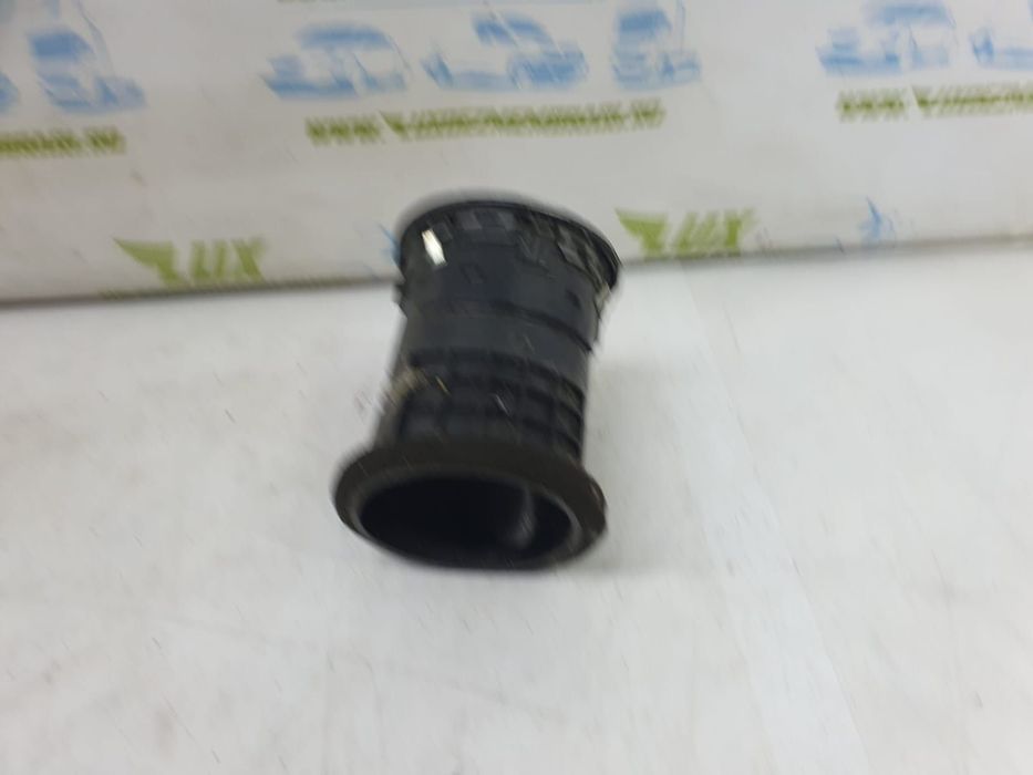 Grila aer bord stanga 68751-jy00a Renault Koleos 1  [din 2008 pana  2