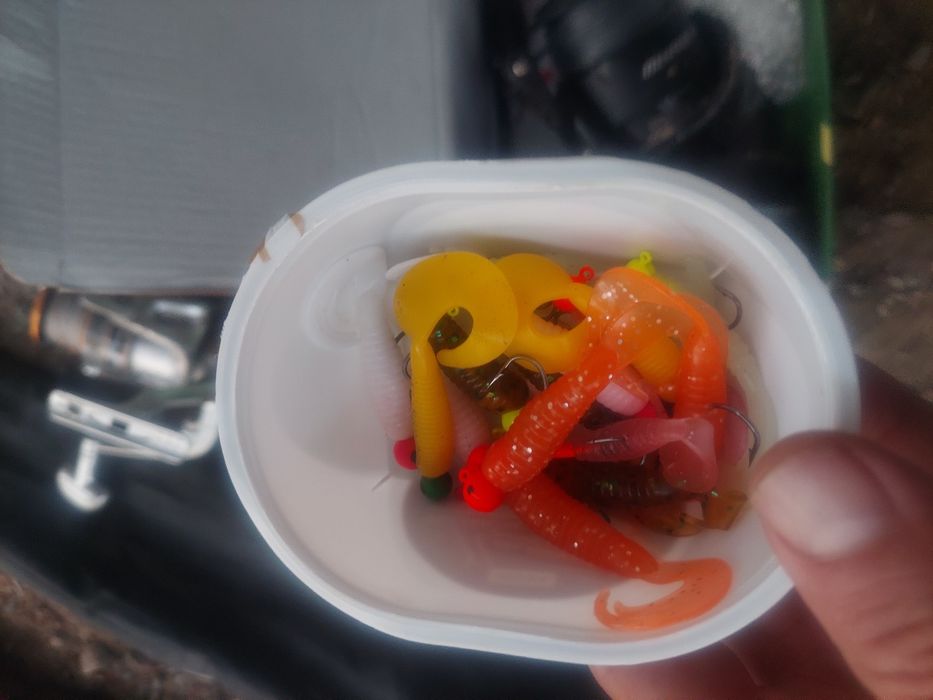 Қармақтар сатылады