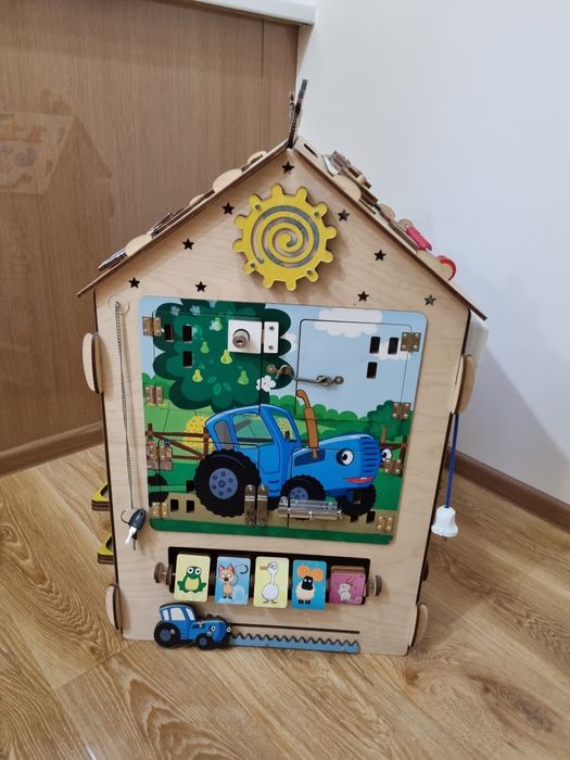 Бизидом макси "Синий трактор"