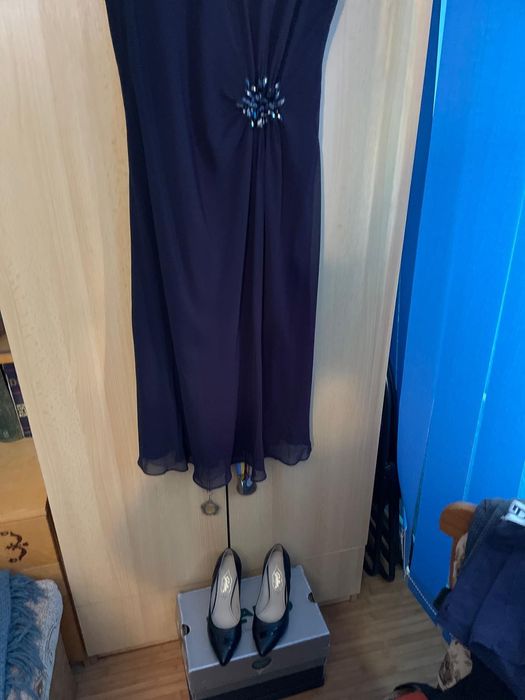 Rochie de seara si pantofi