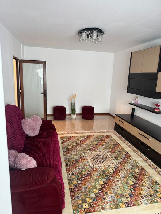 Inchiriez apartament 2 camere în Năvodari