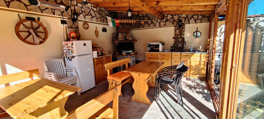 Продава се Къща в София, Горубляне - 439 кв.м за 1975 €/кв.м - Снимка #5