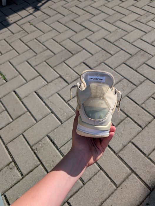 Jordan 4 Off white