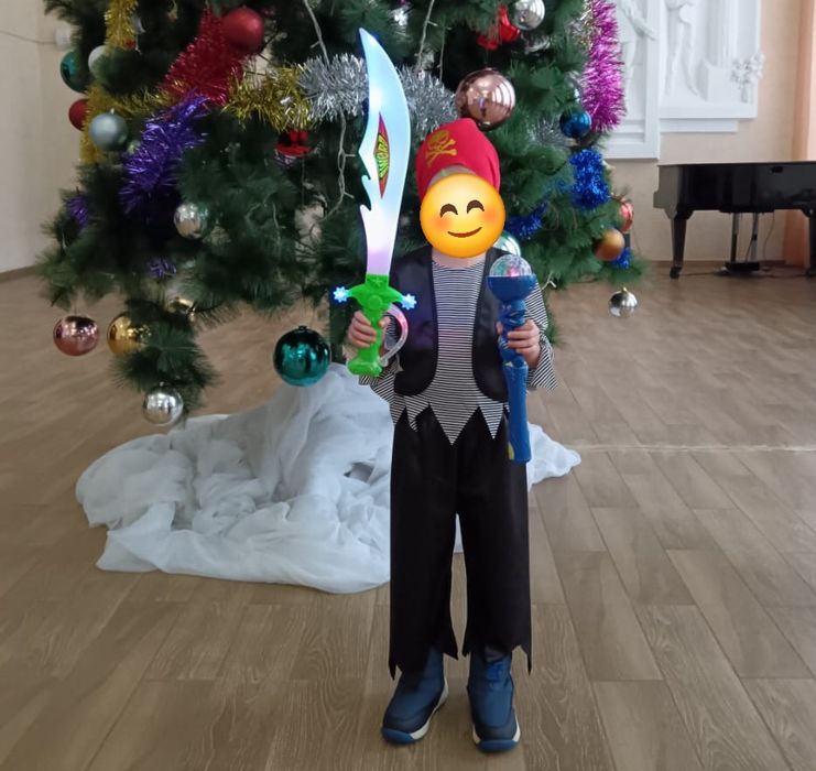 Продам костюм Пирата